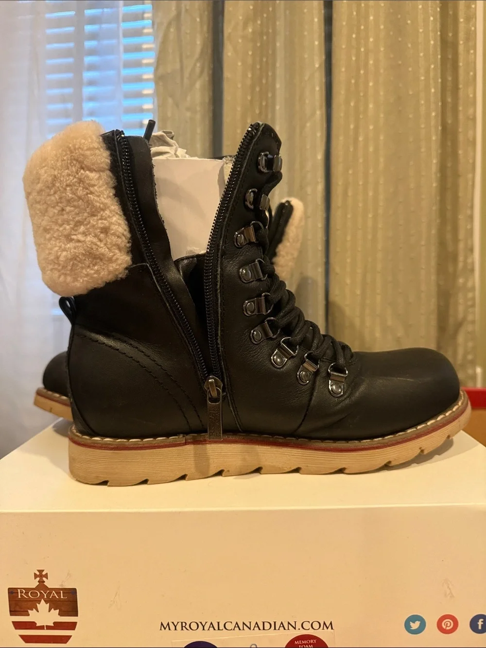 Royal Canadian Lethbridge Black Leather   Shearling Cuff Winter Boot Size 7
